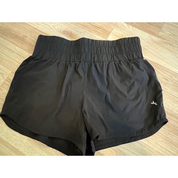 JoyLab High Rise Black Women's Shorts in Size Medium - Picture 1 of 3